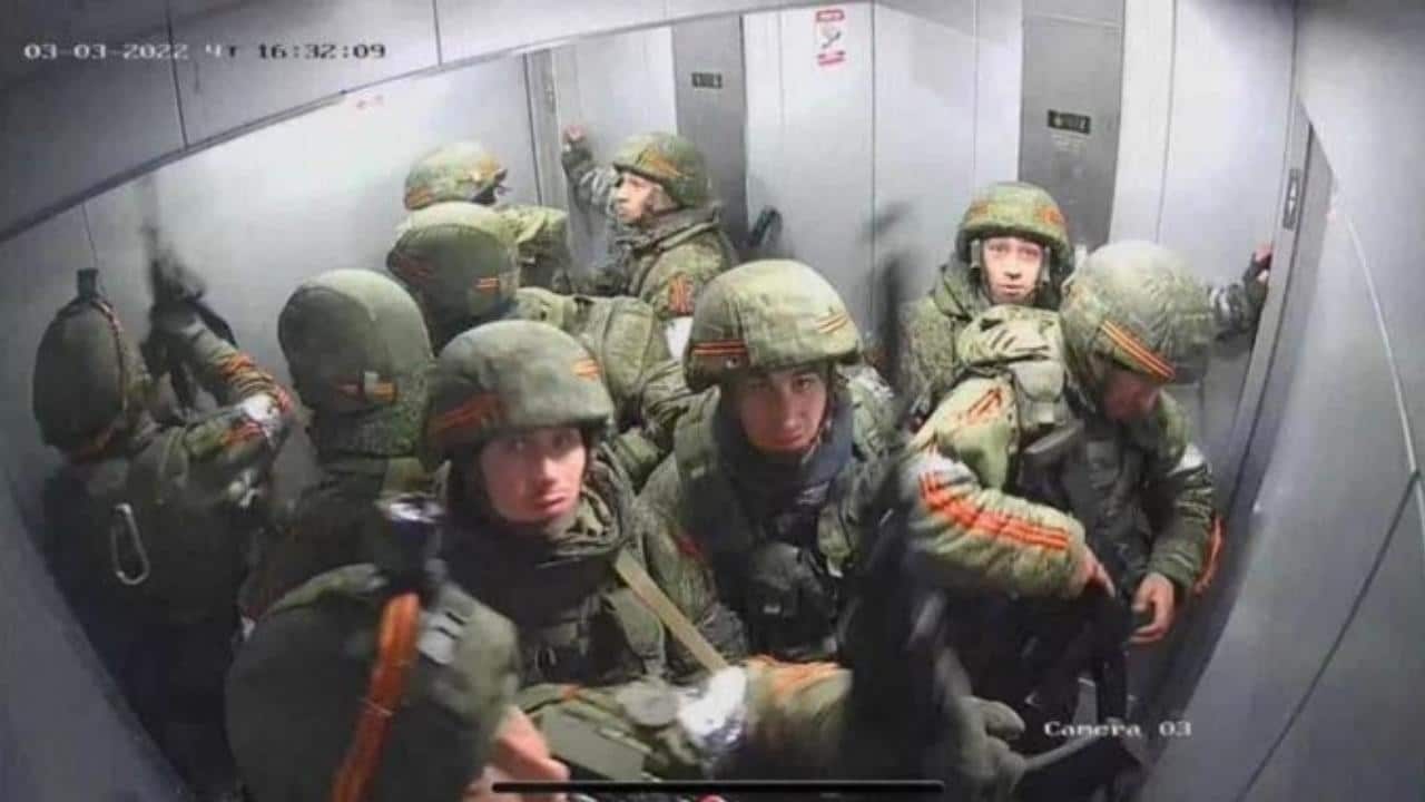 Russian Troops Trapped In Elevator